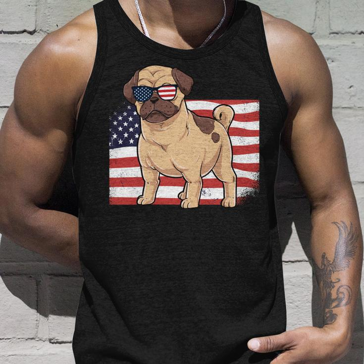 Pug Dad & Mom American Flag 4Th Of July Usa Funny Pug Lover Unisex Tank Top Gifts for Him