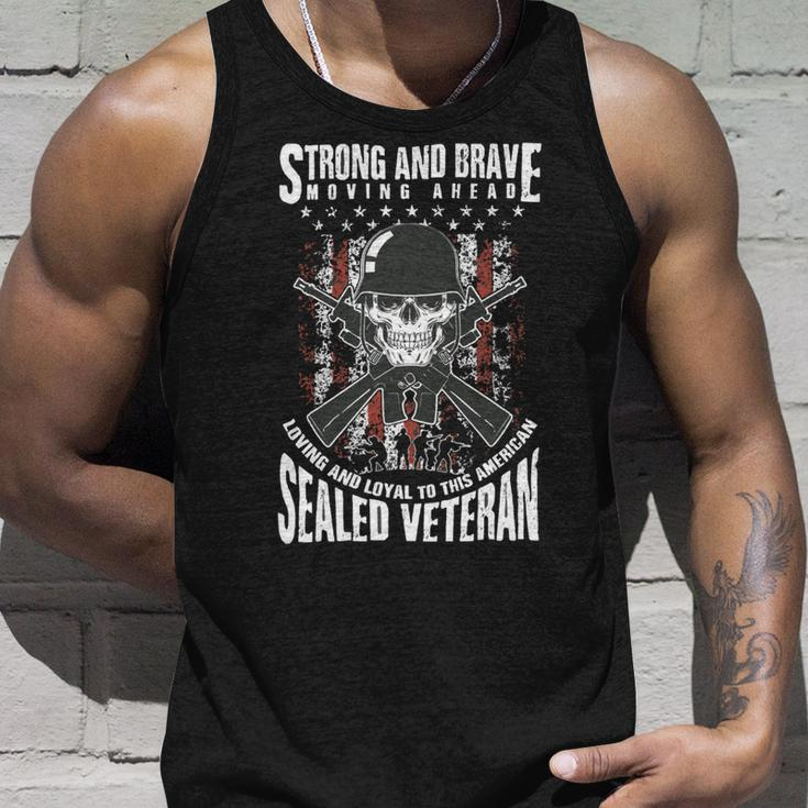 Veteran Strong And Brave American Veteran 224 Navy Soldier Army Military Unisex Tank Top Gifts for Him