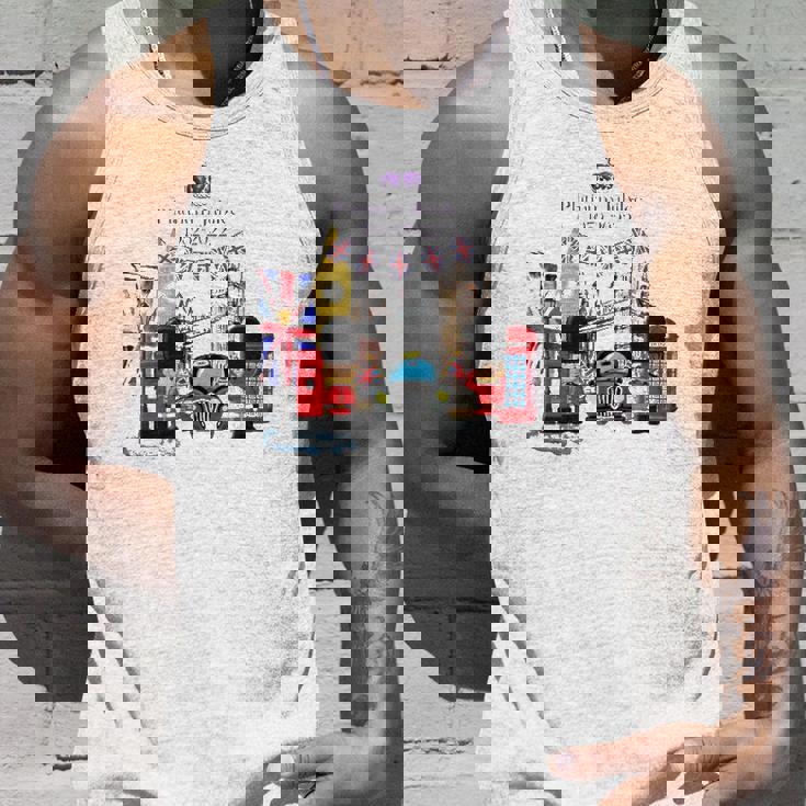 Queens Platinum Jubilee Union Jack Crown The Queen 1952-2022 Queen Crown Tank Top Gifts for Him
