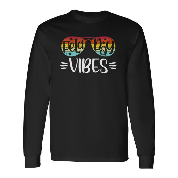 Field Day Vibes For Teacher Field Day 2022 Vintage Retro Long Sleeve T-Shirt T-Shirt