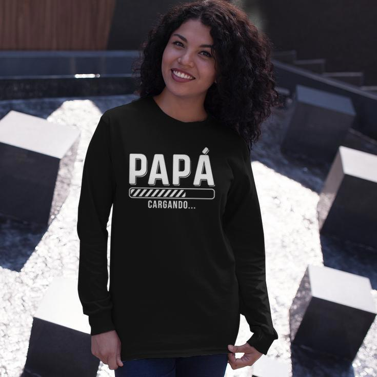 Camiseta En Espanol Para Nuevo Papa Cargando In Spanish Long Sleeve T-Shirt T-Shirt Gifts for Her