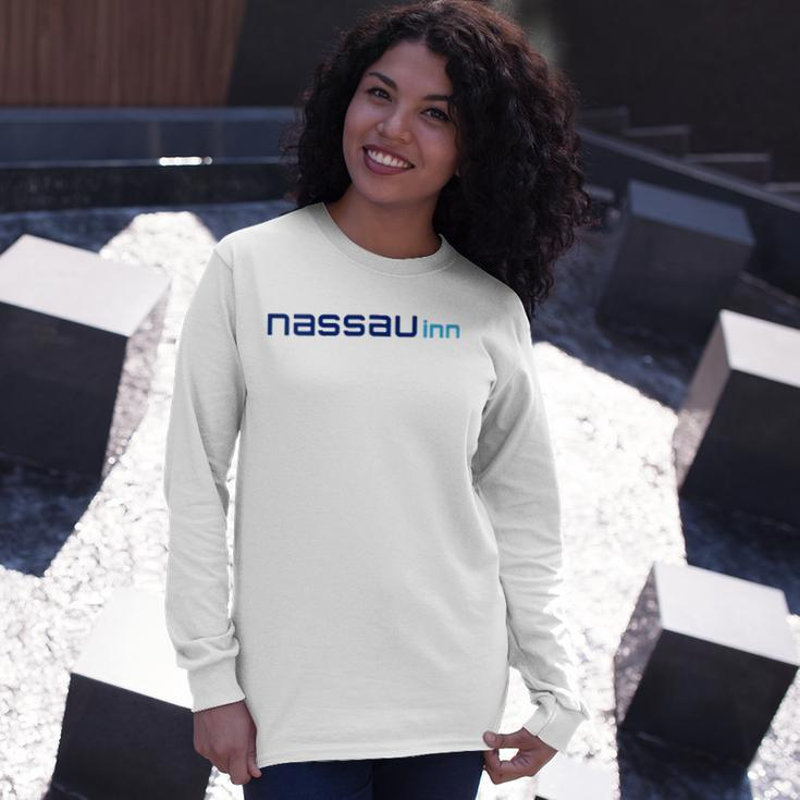 Meet Me At The Nassau Inn Wildwood Crest New Jersey Long Sleeve T-Shirt Gifts for Her