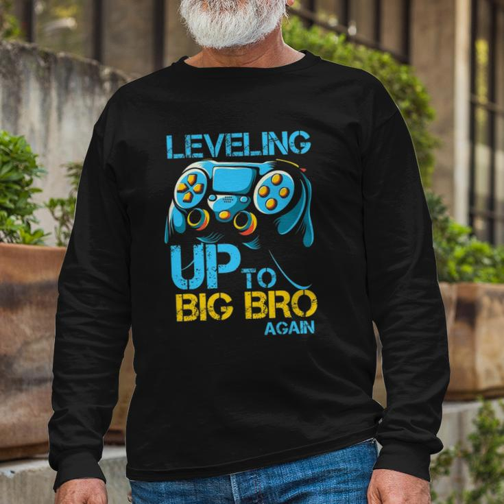 Leveling Up To Big Bro Again Gaming Lovers Vintage Long Sleeve T-Shirt T-Shirt Gifts for Old Men