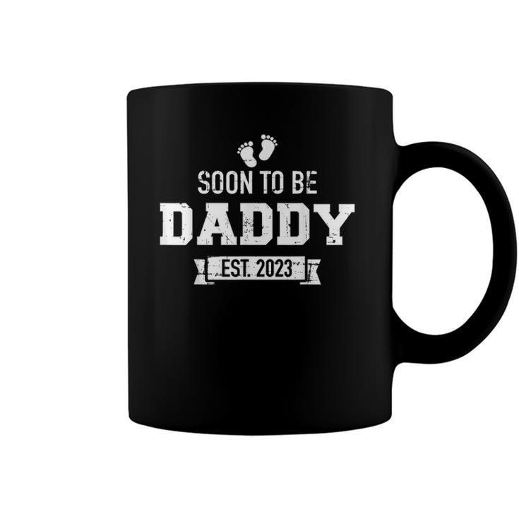 Mens Soon To Be Daddy 2023 Pregnancy Announcement Coffee Mug