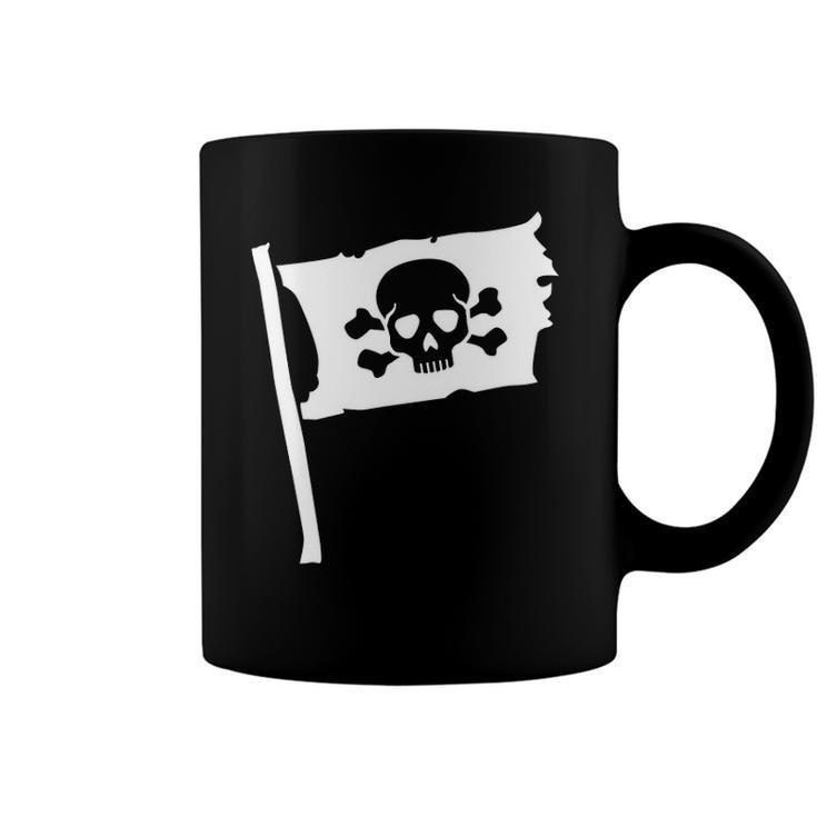 Pirate Flag Skull Crossed Bone Halloween Costume Coffee Mug