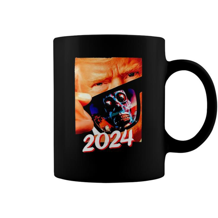 Trump 2024 They Live Donald Trump Supporter Coffee Mug