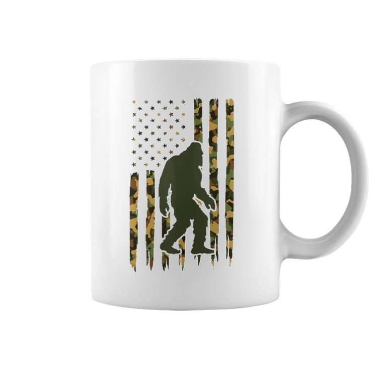Camo Big Foot Sasquatch - Vintage Bigfoot American Flag  Coffee Mug