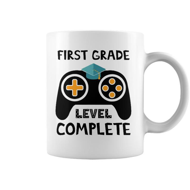 Funny First Grade Level Complete 2022 Last Day End Of School Coffee Mug
