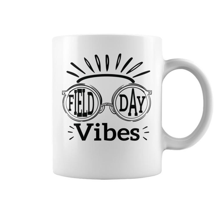 Happy Field Day Field Day Tee Kids Graduation School Fun Day V8 Coffee Mug