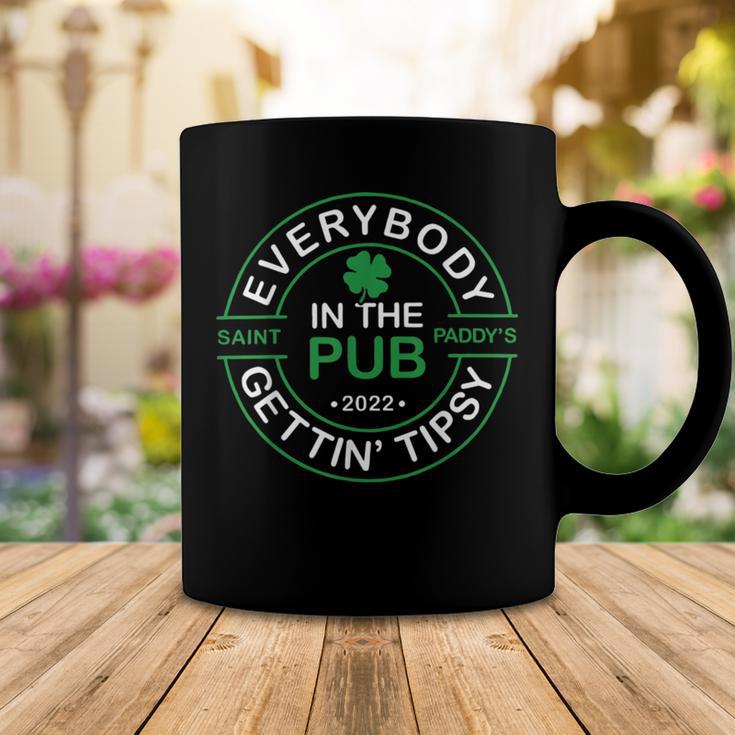 Everybody In The Pub Gettin Tipsy Coffee Mug Funny Gifts