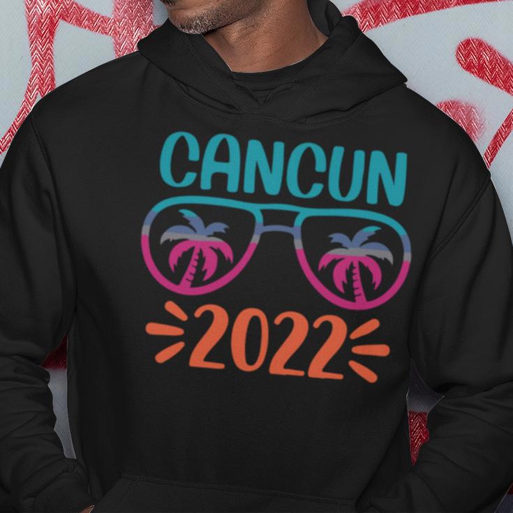 Family Vacation 2022 Cancun Hoodie Funny Gifts