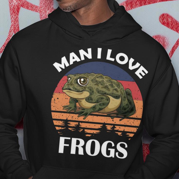 Man I Love Frogs Funny Retro Frog Hoodie Funny Gifts