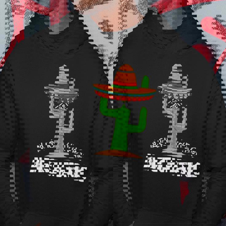 Mechanic Humor-Funny Meme Saying Nacho Average Mechanic Hoodie Unique Gifts