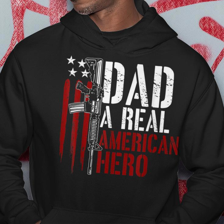 Mens Dad A Real American Hero Daddy Gun Rights Ar-15 4Th Of July Hoodie Funny Gifts