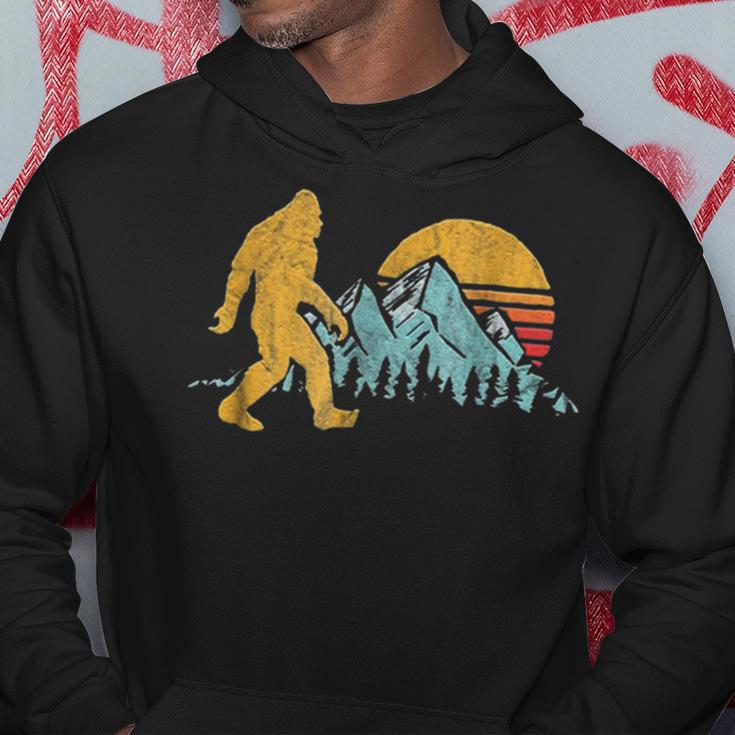 Vintage Retro Bigfoot Believe Silhouette Mountain Sun 234 Shirt Hoodie Funny Gifts