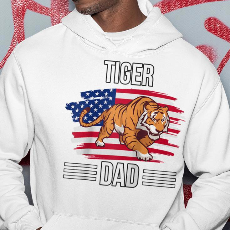 Tiger Us Flag 4Th Of July Fathers Day Tiger Dad Hoodie Funny Gifts
