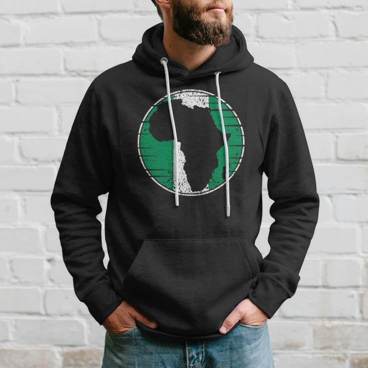 Africa Vintage Retro Map Nigeria Nigerian Flag Hoodie Gifts for Him
