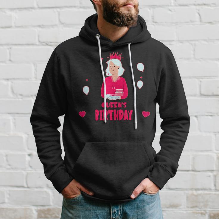 Queens Platinum Jubilee Hoodie Gifts for Him