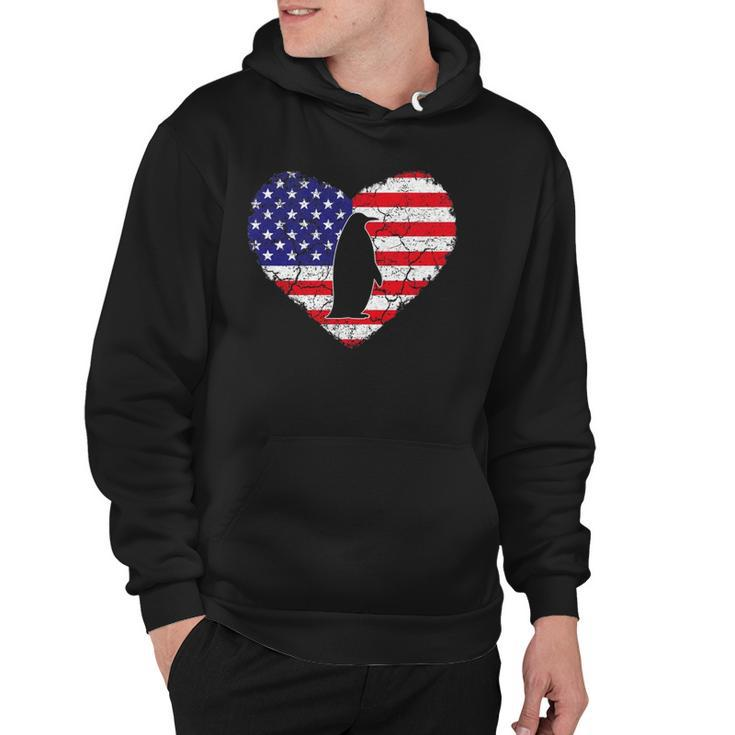 Penguin  Vintage American Flag Heart 4Th Of July Animal Lover Classic Hoodie
