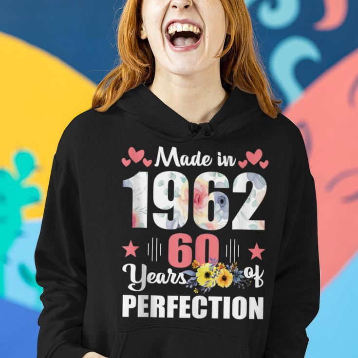 Made 1962 Floral 60 Years Old Family 60Th Birthday 60 Years Women Hoodie Gifts for Her