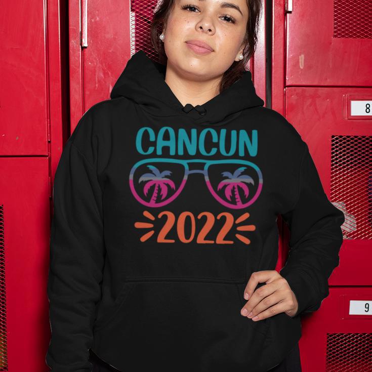 Family Vacation 2022 Cancun Women Hoodie Funny Gifts