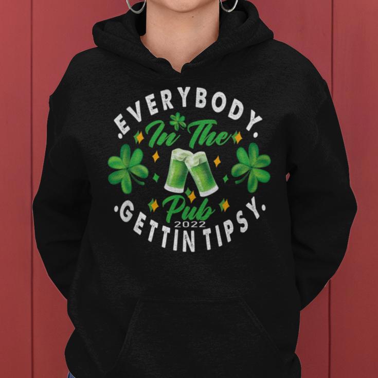 Everybody In The Pub Gettin Tipsy Women Hoodie