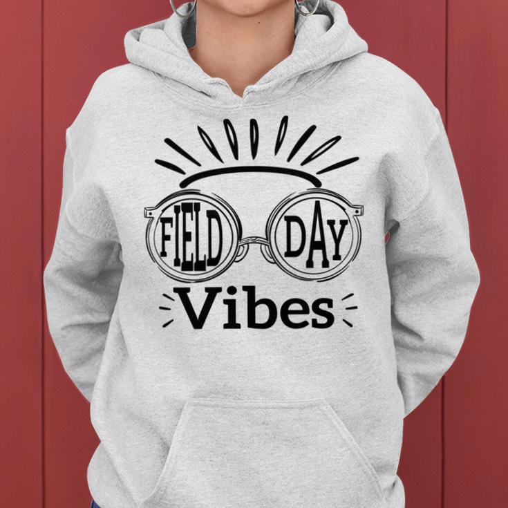 Happy Field Day Field Day Tee Kids Graduation School Fun Day V8 Women Hoodie