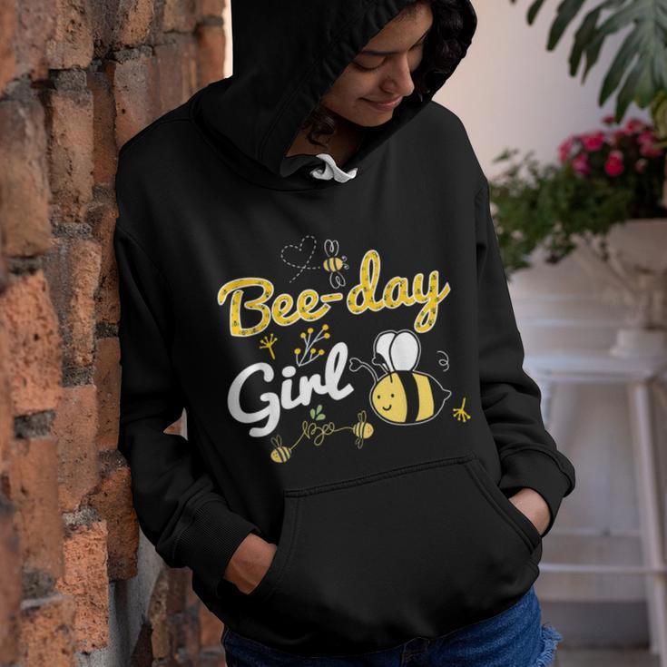 Bee Bee Bee-Day Girl Birthday Party Cute Bee Youth Hoodie