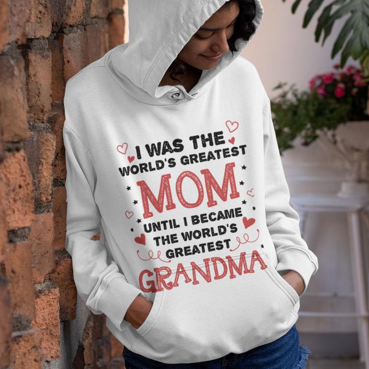 From Worlds Greatest Mom To Worlds Greatest Grandma 84 Trending Shirt Youth Hoodie