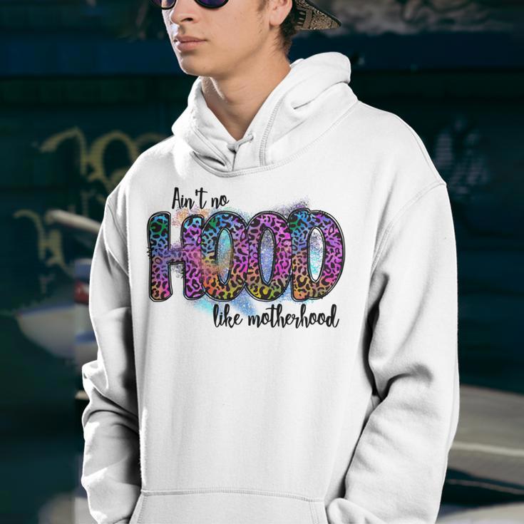 Aint No Hood Like Motherhood Graphic Design Youth Hoodie