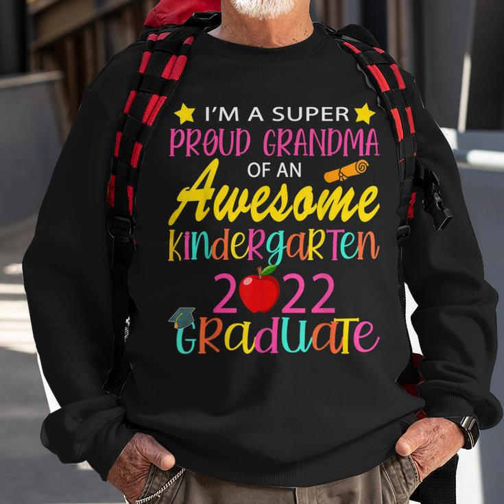 Funny Proud Grandma Of A Class Of 2022 Kindergarten Graduate Sweatshirt Gifts for Old Men