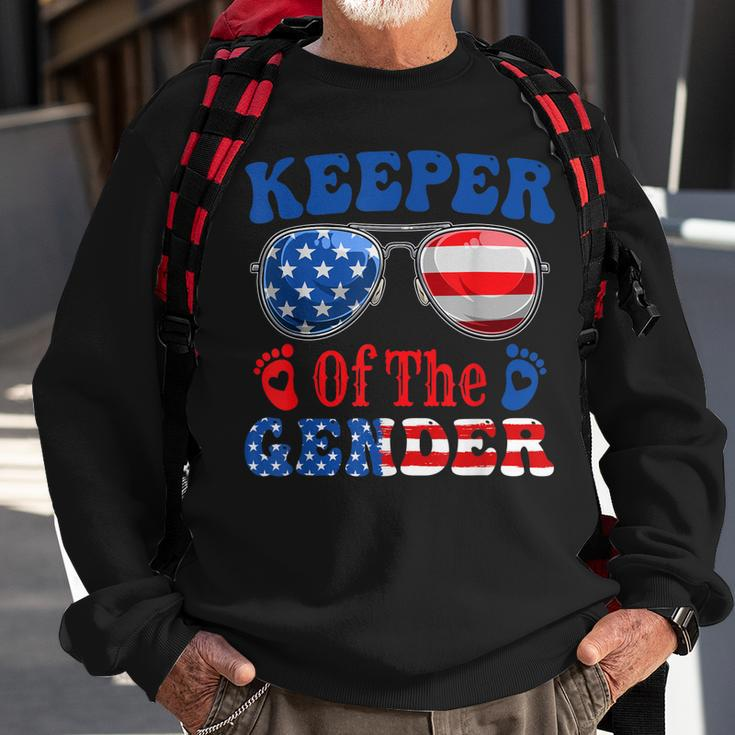 Keeper Of The Gender 4Th Of July Baby Gender Reveal Sweatshirt Gifts for Old Men