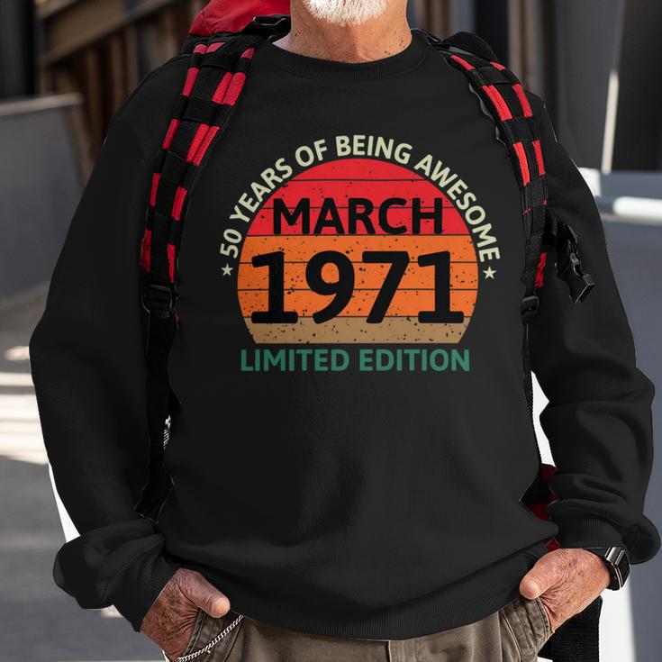 March 1971 50 Years Old Retro Vintage 50Th Birthday V2 Sweatshirt Gifts for Old Men