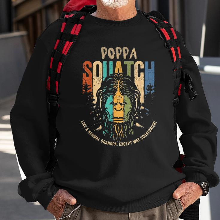 Poppa Squatch - Funny Bigfoot Sasquatch Fathers Day Gift Sweatshirt Gifts for Old Men