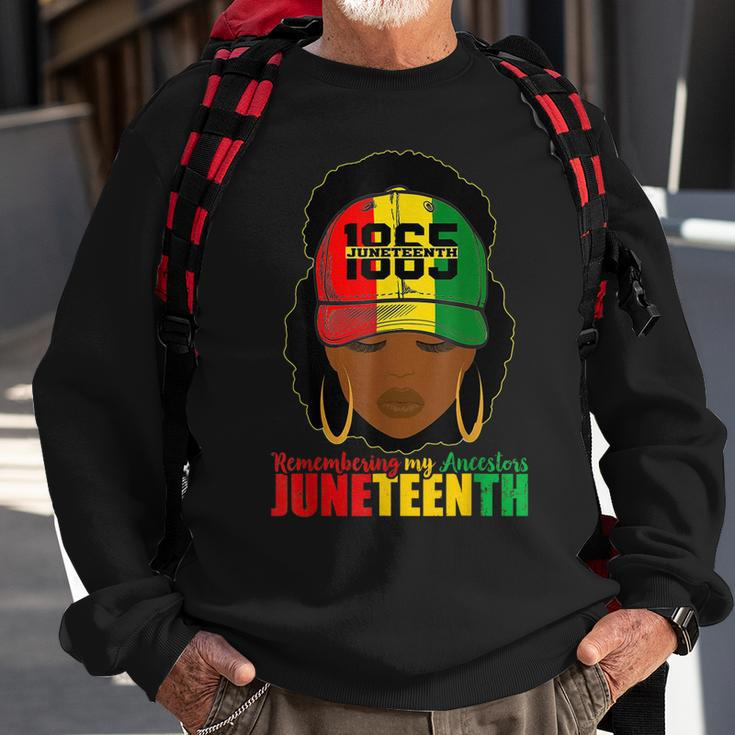 Remembering My Ancestors Junenth Black Women Black Pride Sweatshirt Gifts for Old Men
