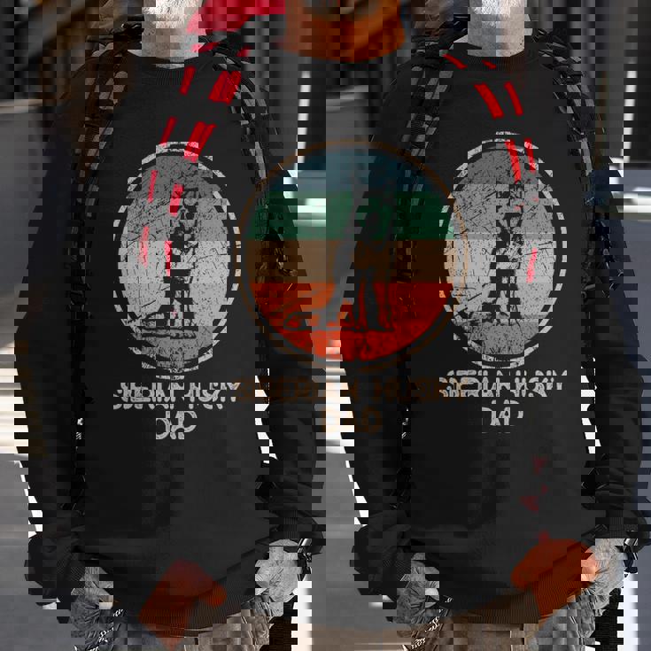 Siberian Husky Dog Vintage Siberian Husky Dad Sweatshirt Gifts for Old Men