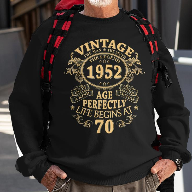 Vintage 1952 The Man Myth Legend 70 Year Old Birthday Gifts Sweatshirt Gifts for Old Men