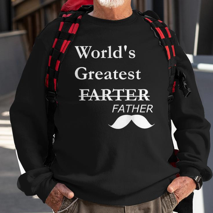 Worlds Greatest Farter-Funny Fathers Day Gift For Dad Sweatshirt Gifts for Old Men
