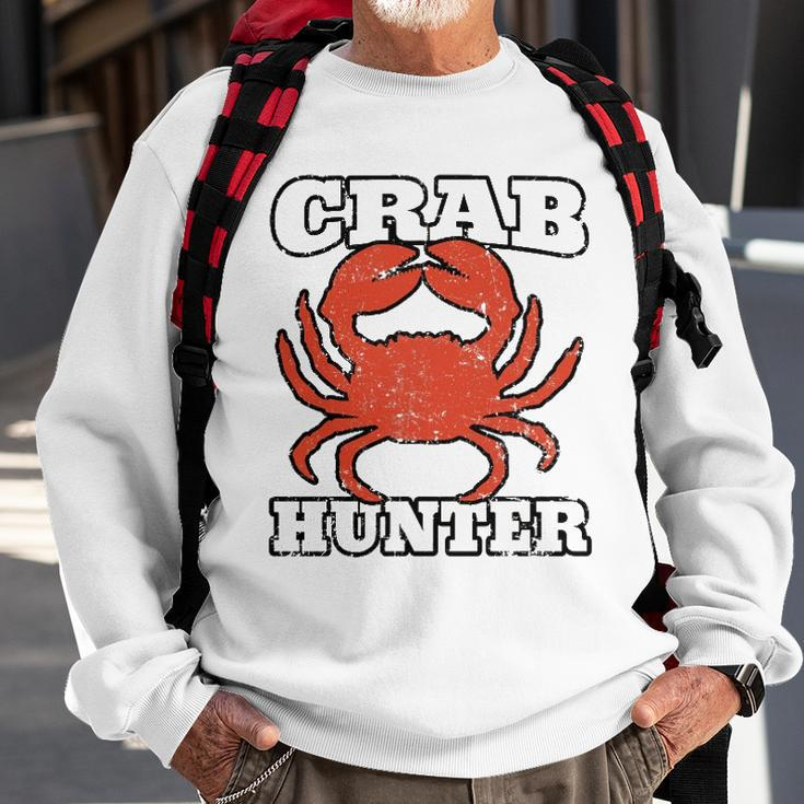 Crab Hunter Seafood Hunting Crabbing Lover Claws Shellfish Sweatshirt Gifts for Old Men