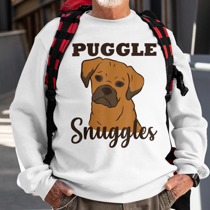 Puggle Dog Snuggles Funny Cute Pug Beagle Mom Dad Sweatshirt Gifts for Old Men