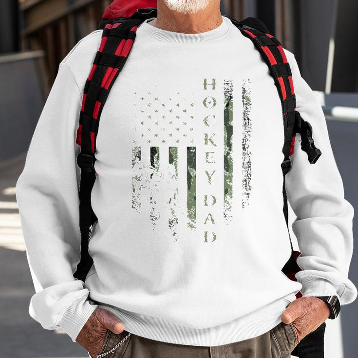 Vintage Usa American Camo Flag Proud Hockey Dad Silhouette Sweatshirt Gifts for Old Men