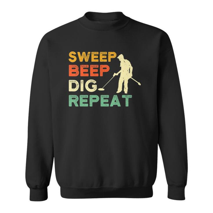 Cool Metal Detecting Gifts Detectorist Metal Detector Gifts Sweatshirt