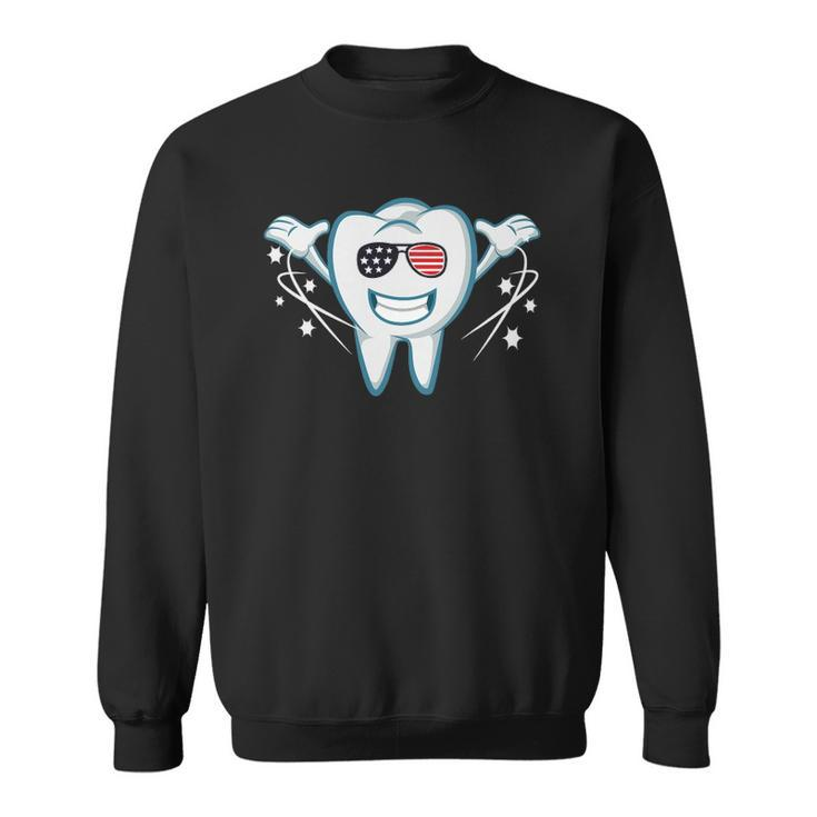 Funny Tooth With Sunglasses Flag Usa Dentist Gift 4Th July Sweatshirt