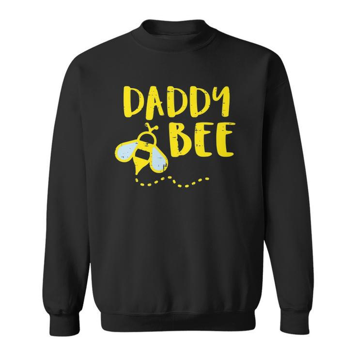 Mens Daddy Bee Family Matching Beekeeping Dad Papa Men Sweatshirt