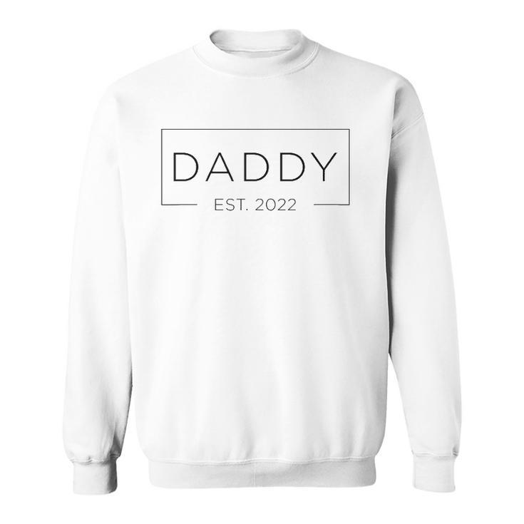 Mens Daddy Est 2022 Promoted To Father 2022 Fathers Day Sweatshirt