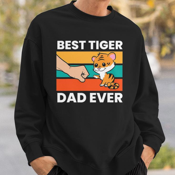 Best Tiger Dad Ever Happy Fathers Day Sweatshirt Gifts for Him