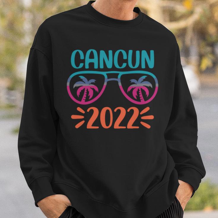 Family Vacation 2022 Cancun Sweatshirt Gifts for Him