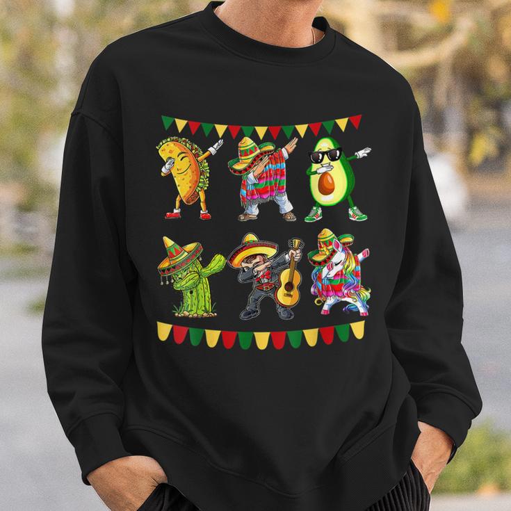 Funny Dabbing Taco Cinco De May Mexican Food V6 Sweatshirt Gifts for Him