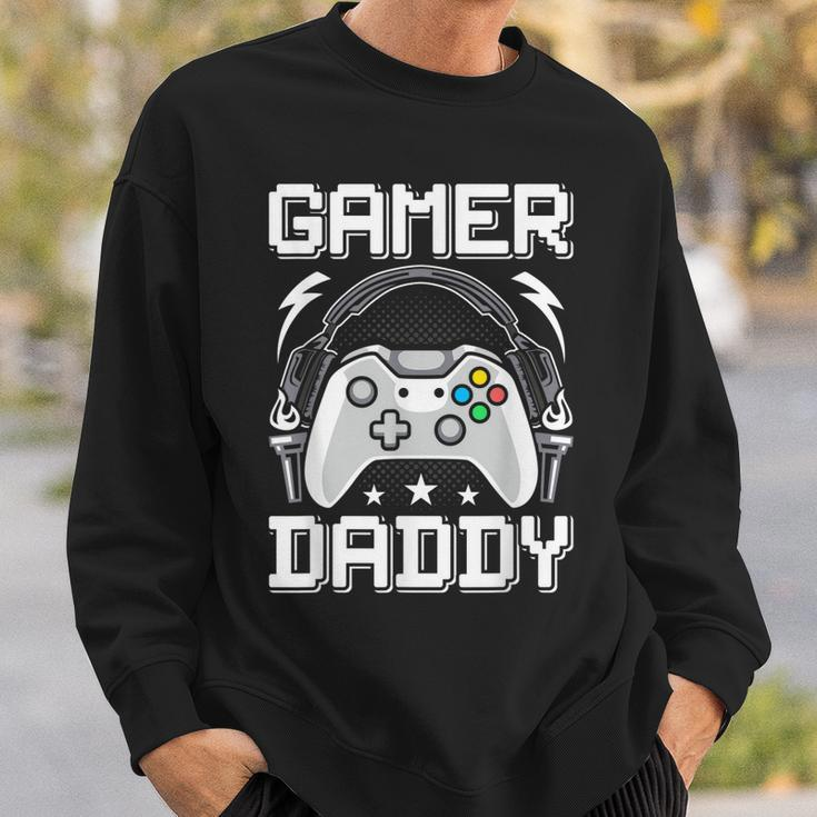 Gamer Daddy Video Gamer Gaming Sweatshirt Gifts for Him