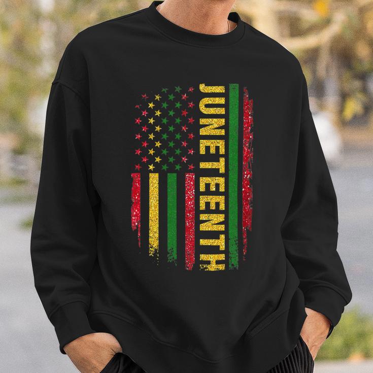 Juneteenth Us Flag Black King Melanin Dad Men Fathers Day Sweatshirt Gifts for Him